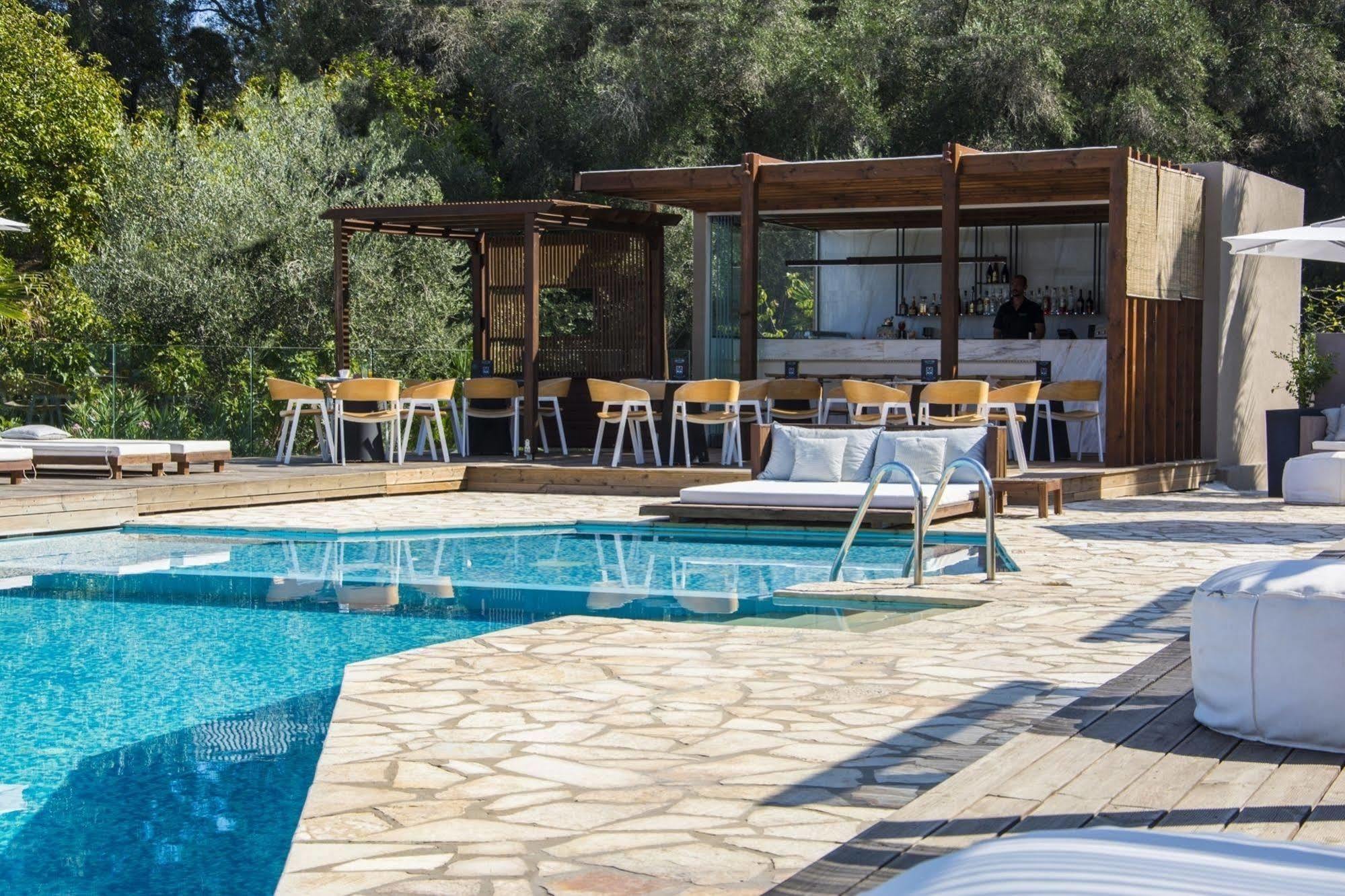 Ionian Eye Design Studios & Spa Месонги Экстерьер фото