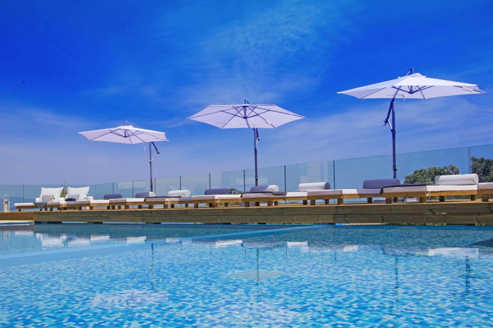Ionian Eye Design Studios & Spa Месонги Экстерьер фото