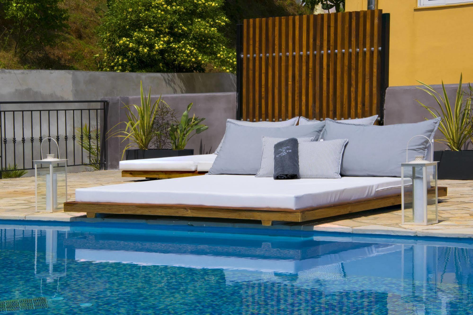 Ionian Eye Design Studios & Spa Месонги Экстерьер фото