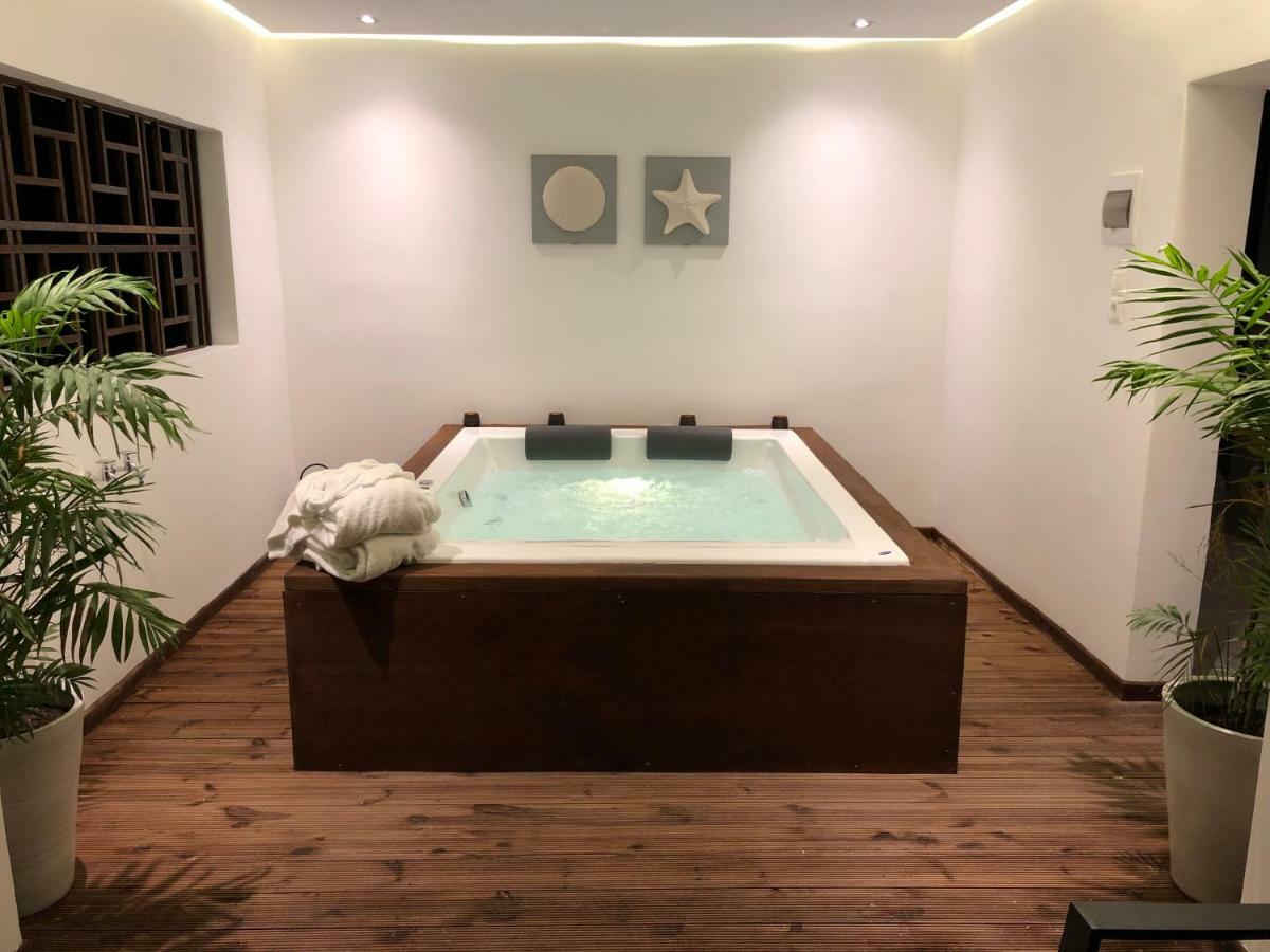 Ionian Eye Design Studios & Spa Месонги Экстерьер фото